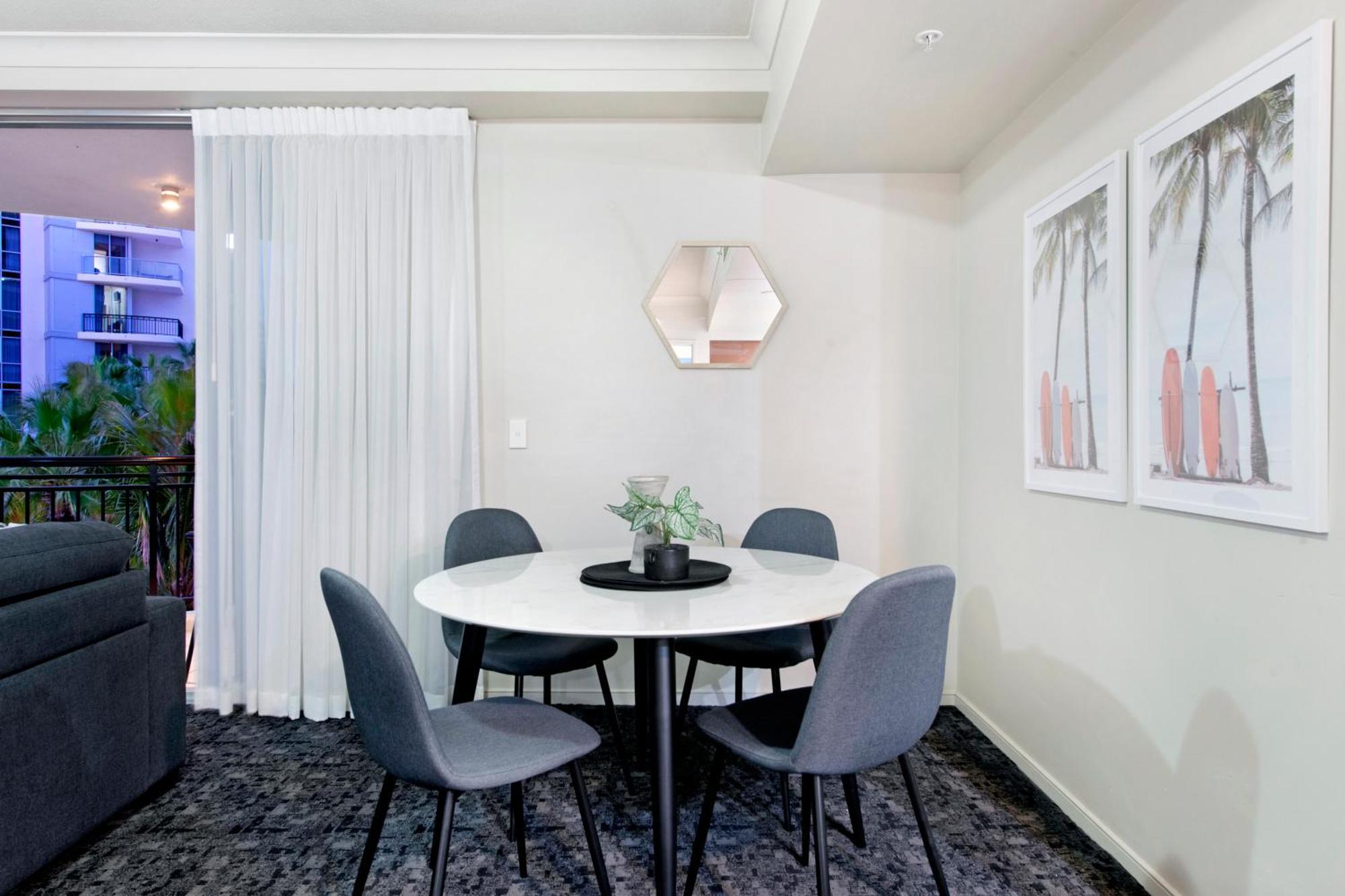 Chevron Renaissance - Self Contained & Privately Managed Apartments Голд-Кост Экстерьер фото